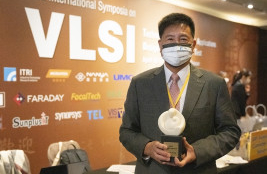 XPJ·(中国区)官方光电董事长彭双浪荣获潘文渊文教基金会 ERSO Award